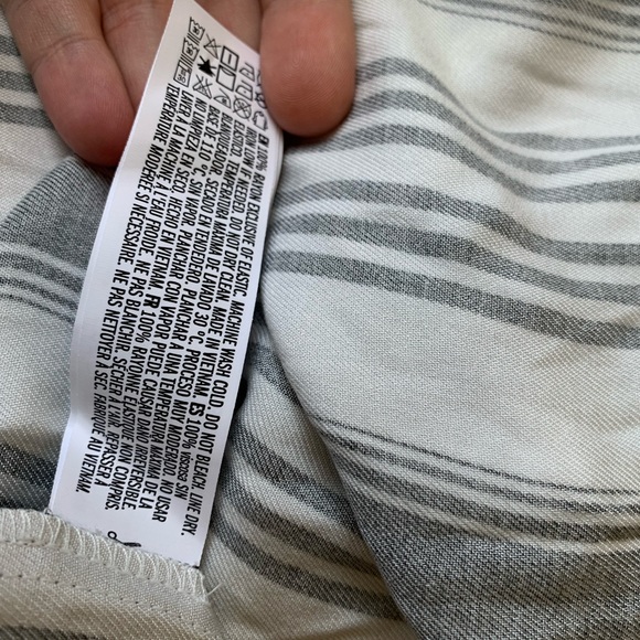 Striped off shoulder blouse - Picture 5 of 7